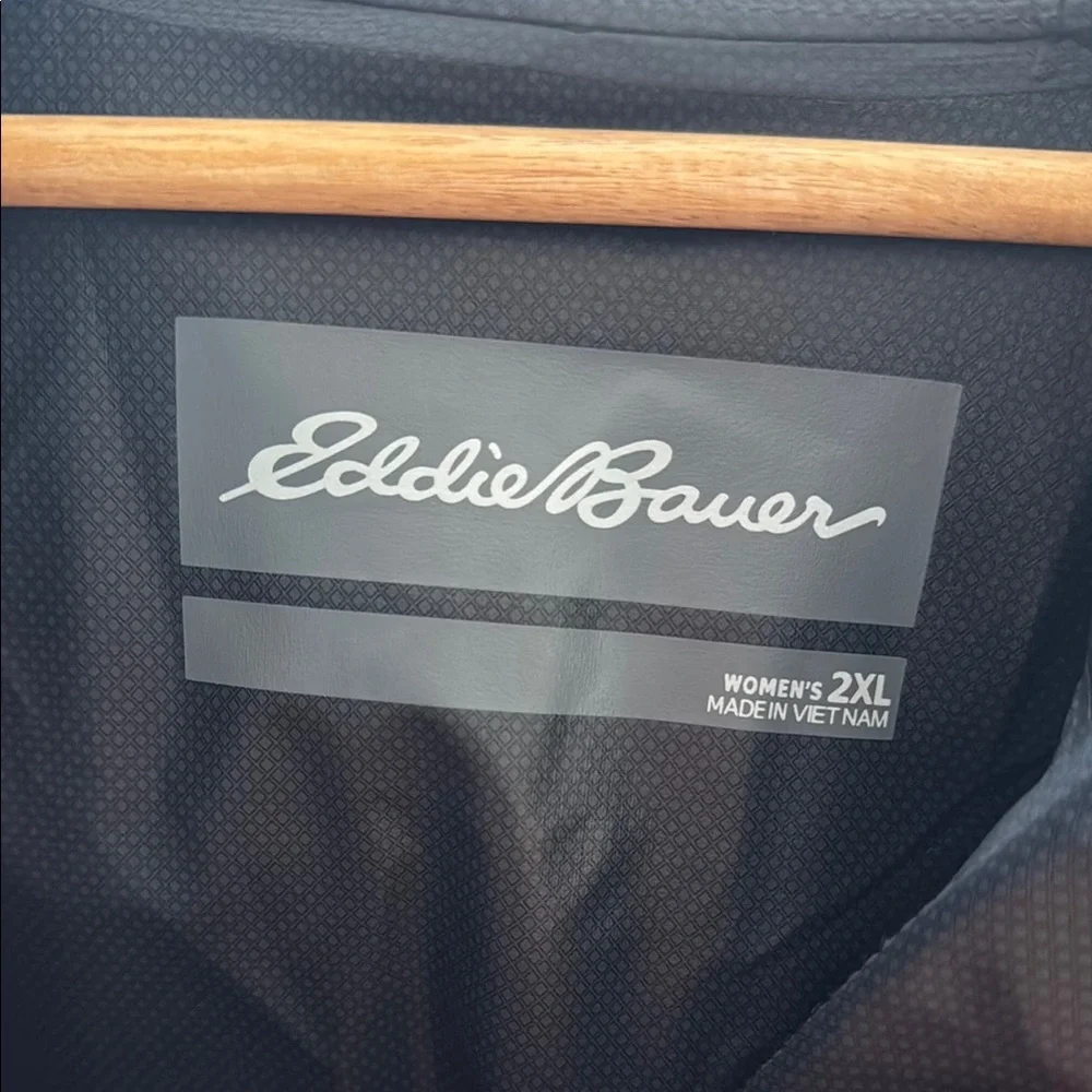Eddie Bauer Women’s Jacket - Picture 6 of 7